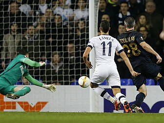 WATCH: Lamela has a night to r...